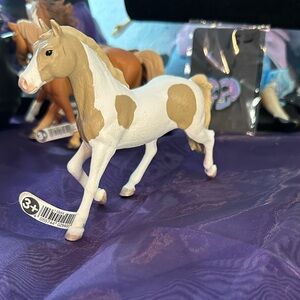 Schleich Painted Horse mare Figurine - White and Tan